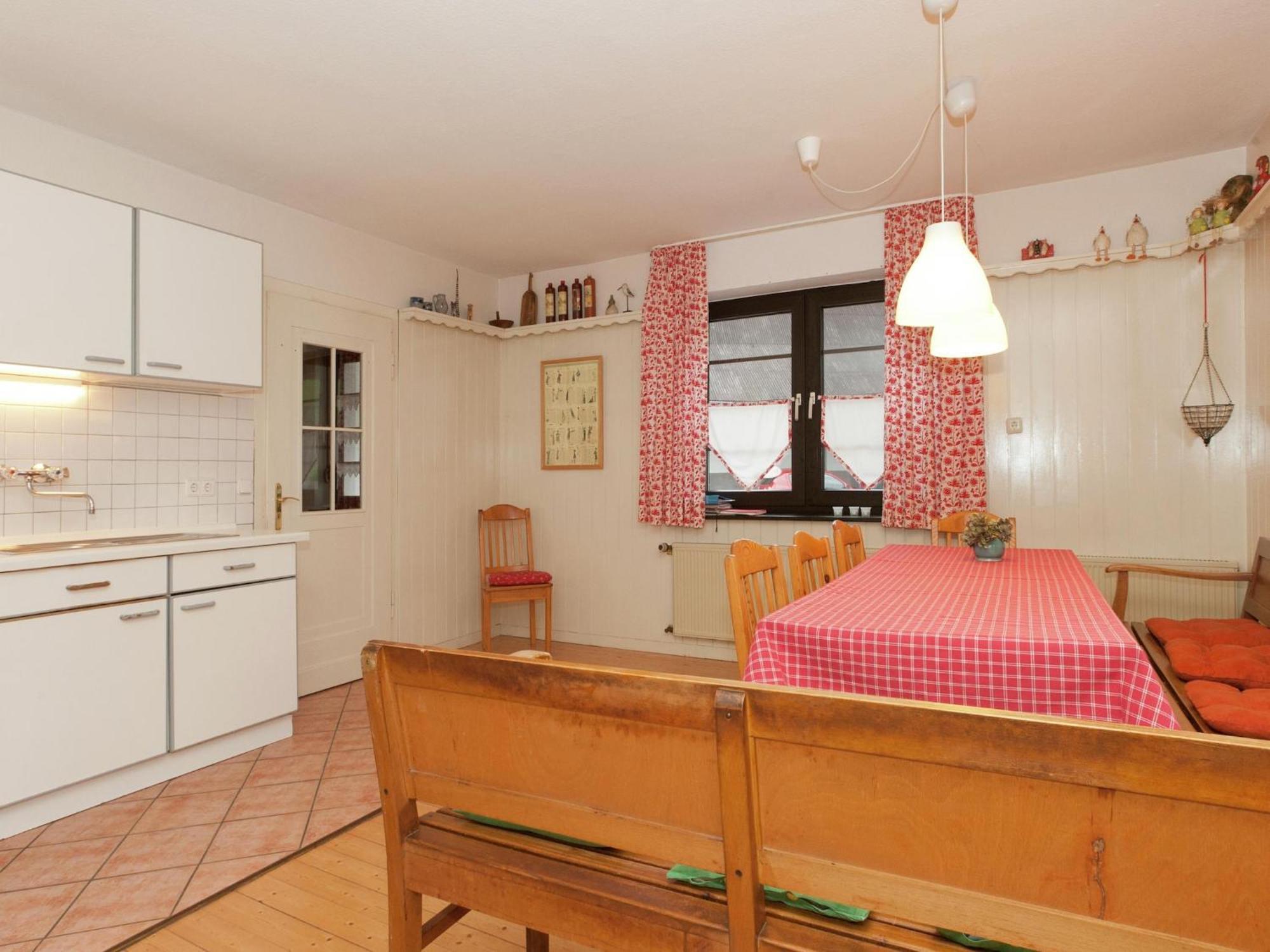 Cosy Apartment In Menkhausen Near The Ski Area Schmallenberg Exteriör bild