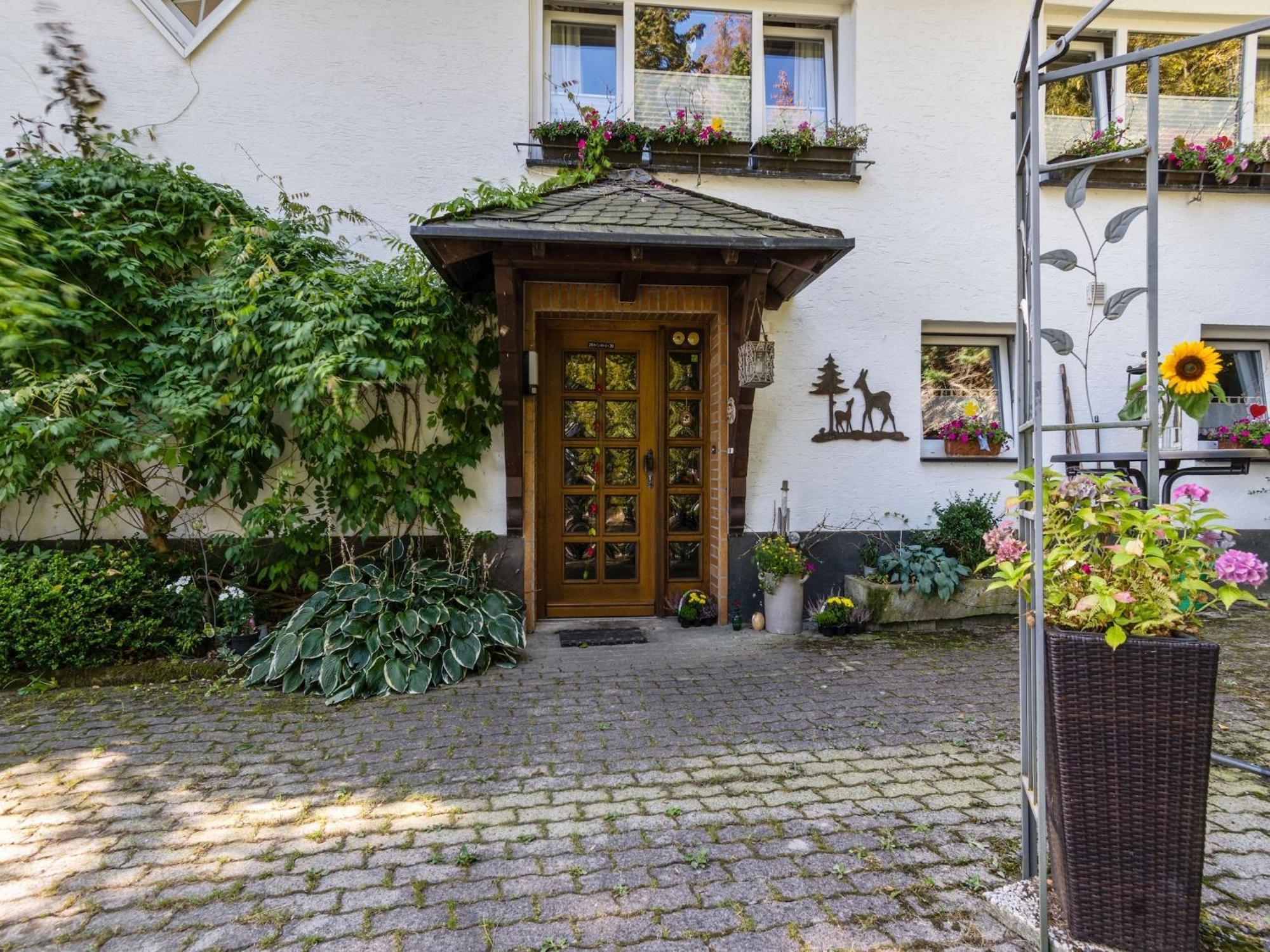 Cosy Apartment In Menkhausen Near The Ski Area Schmallenberg Exteriör bild